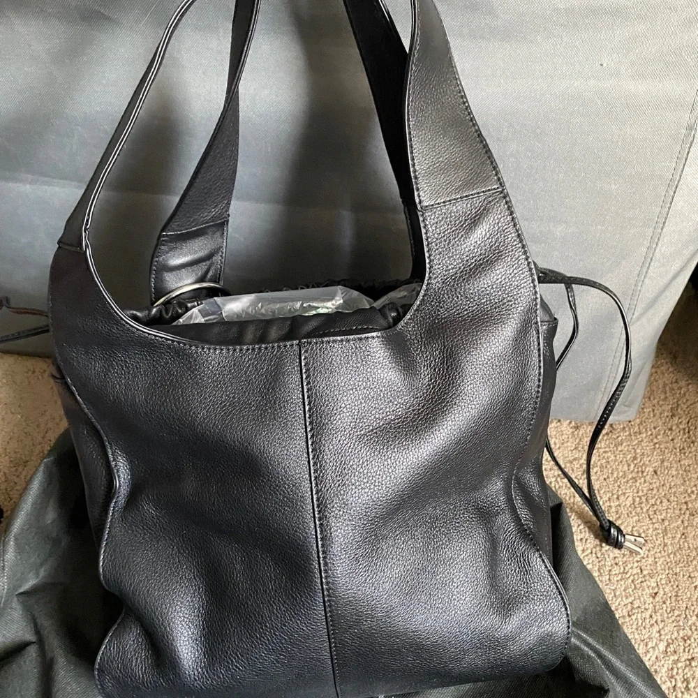 Vince Camuto Suni bag - Picture 3 of 12